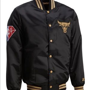 NWT XL Chicago Bulls 75th Anniversary Starter Jacket. Offers accepted